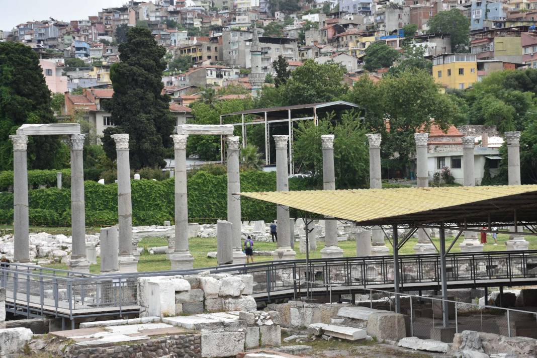 Antik kentte bulundu. 5'inci obje Ra'nın gözü figürü. Tanrıyı ifade ediyor 8